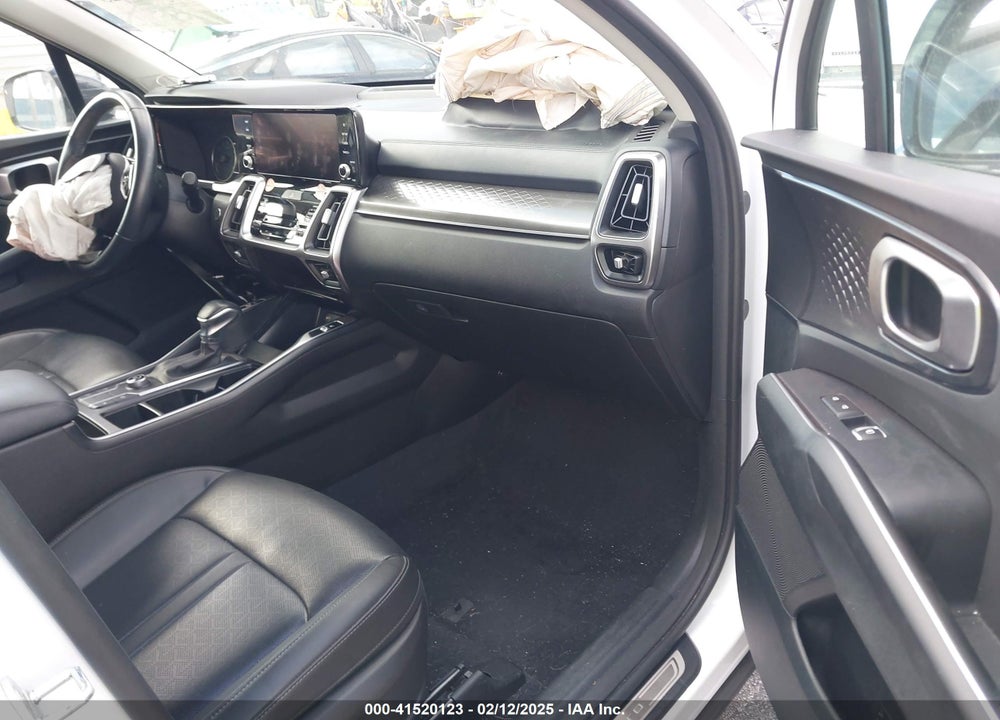 2022 KIA SORENTO S VIN: 5XYRL4LC2NG157297