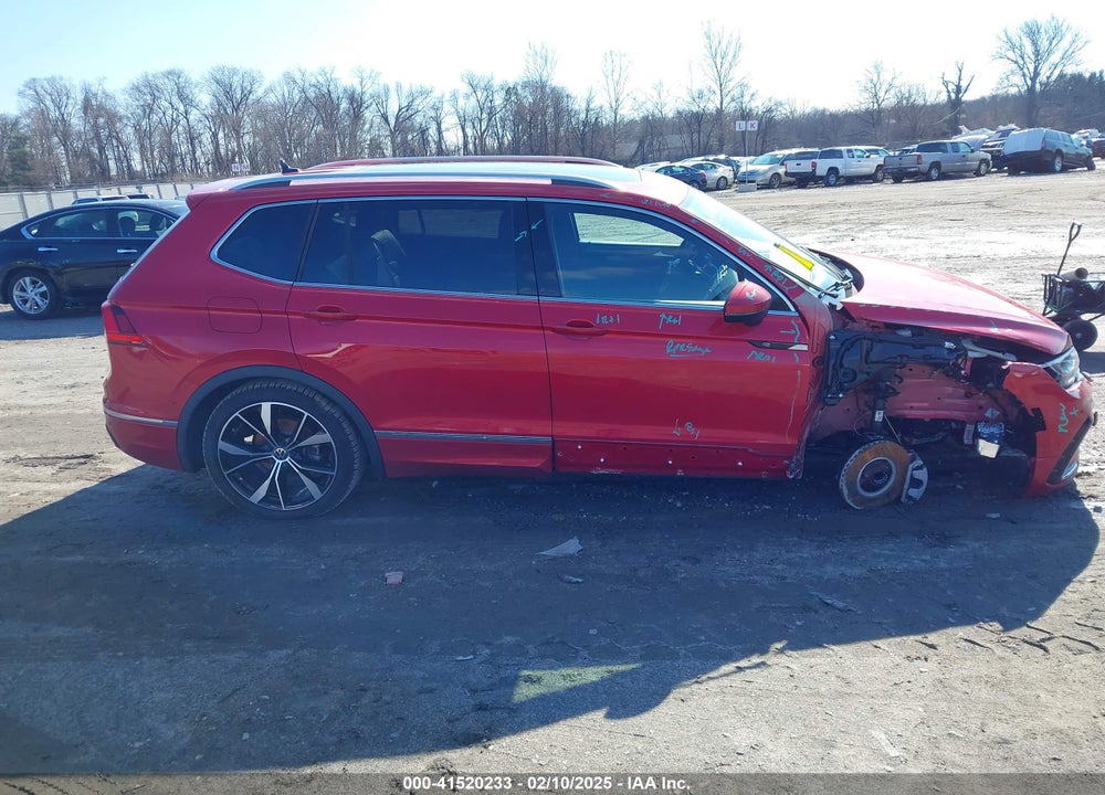 2024 VOLKSWAGEN TIGUAN 2.0T SEL R-LINE VIN: 3VV4B7AX1RM154499
