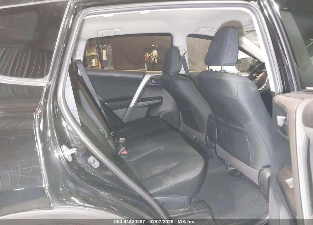 2018 TOYOTA RAV4 LE VIN: 2T3ZFREV1JW508988