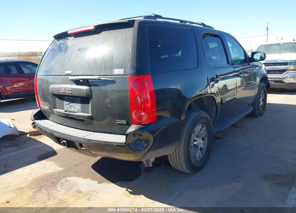2008 GMC YUKON SLE VIN: 1GKFK13038J238439