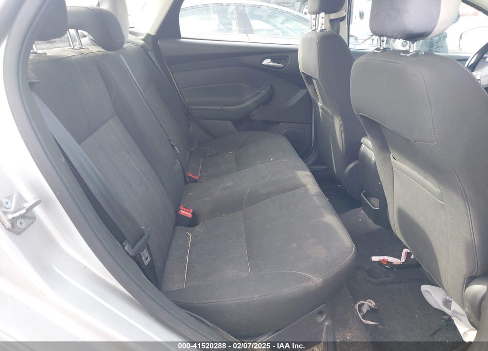 2017 FORD FOCUS VIN: 1FADP3F27HL316874