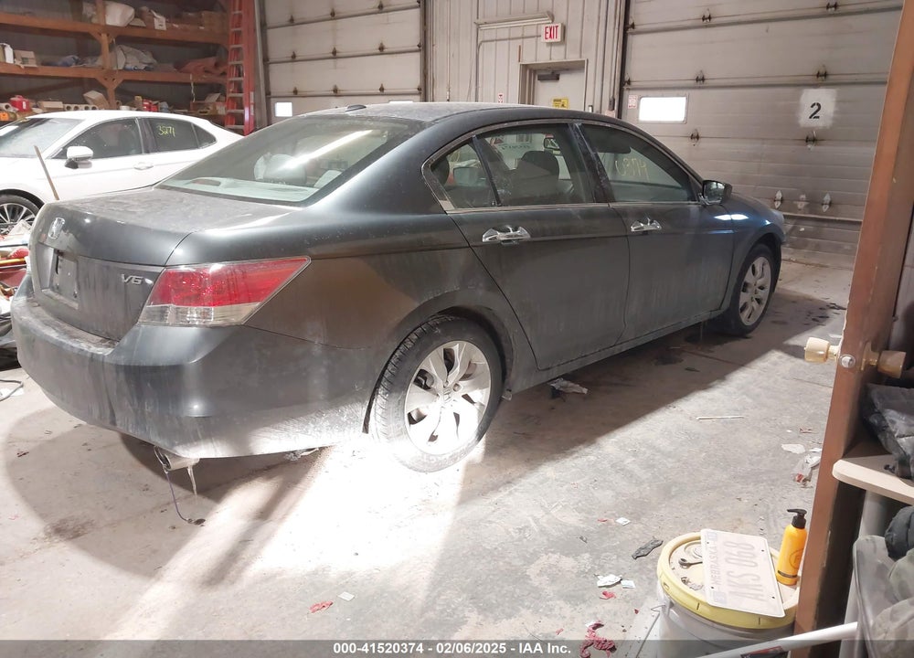 2009 HONDA ACCORD VIN: 1HGCP36839A003975