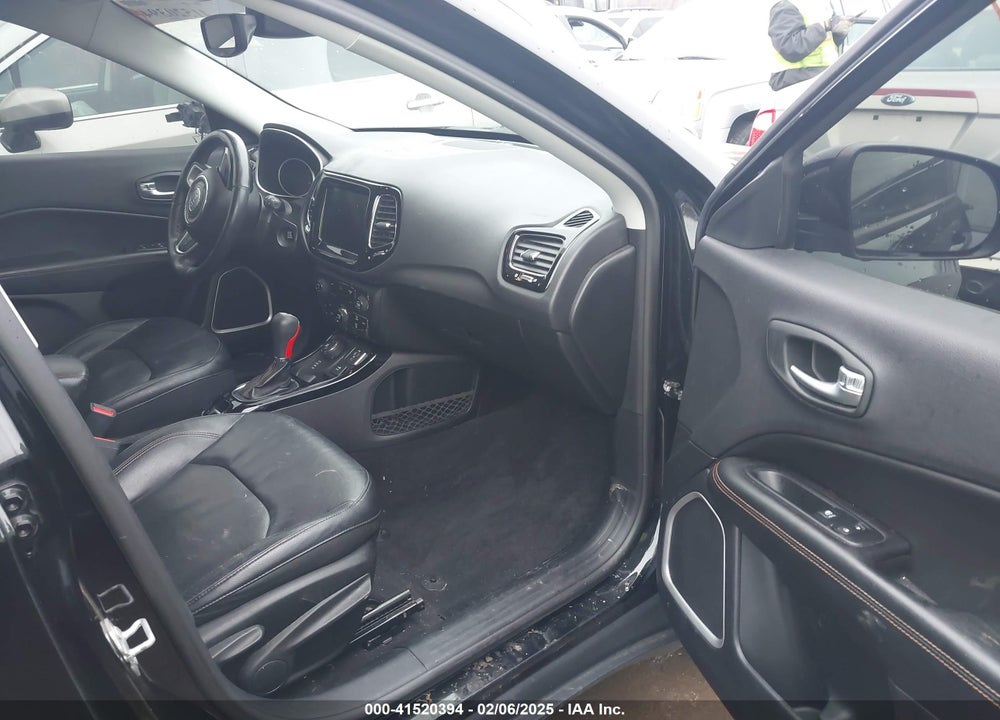 2018 JEEP COMPASS VIN: 3C4NJDCBXJT104460