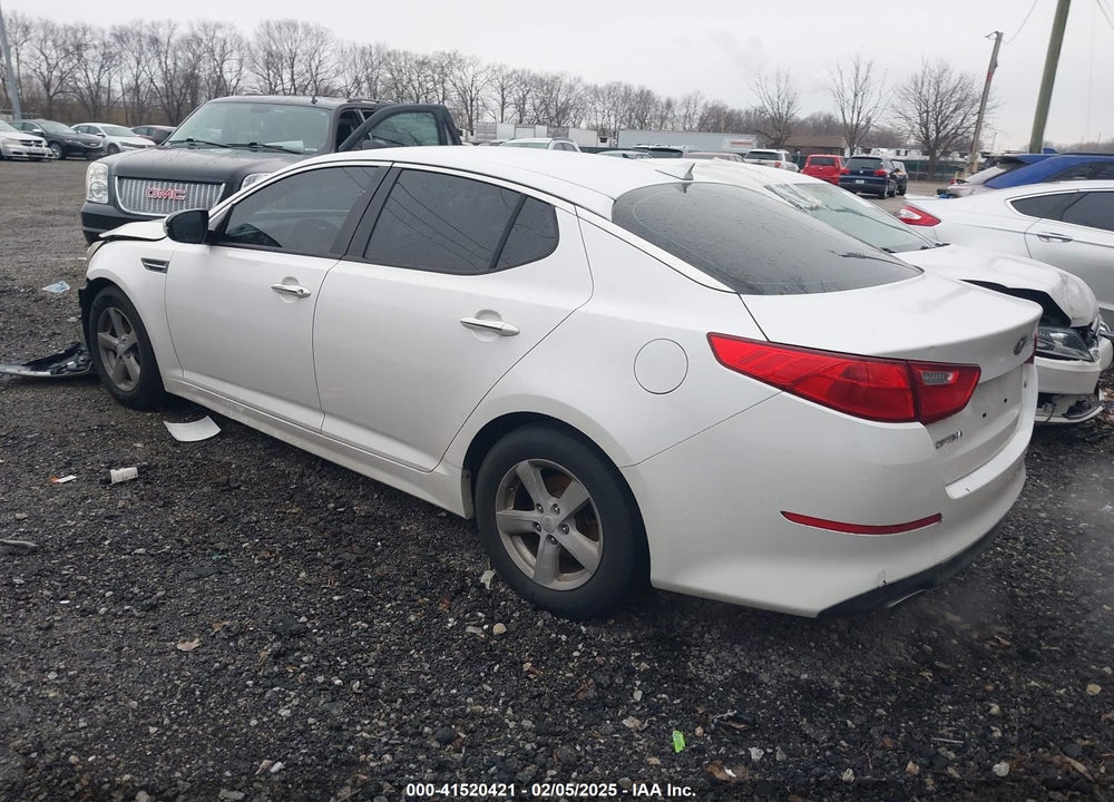 2015 KIA OPTIMA VIN: KNAGM4A72F5631637