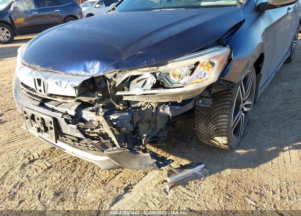2017 HONDA ACCORD VIN: 1HGCR2F13HA068766