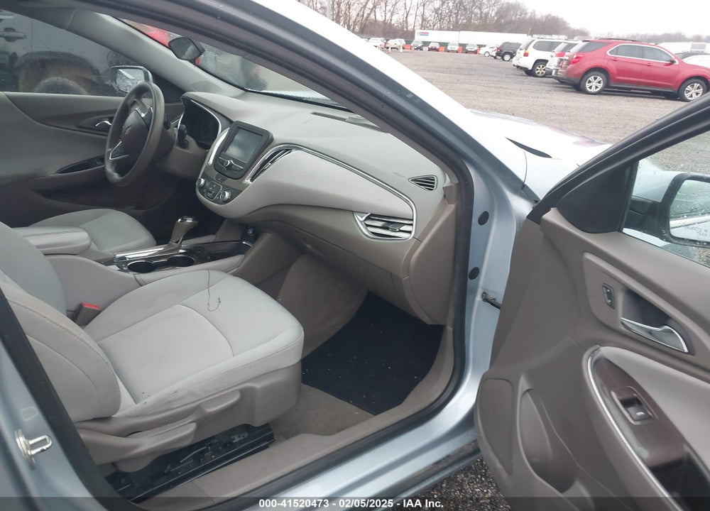 2018 CHEVROLET MALIBU VIN: 1G1ZD5ST3JF182011