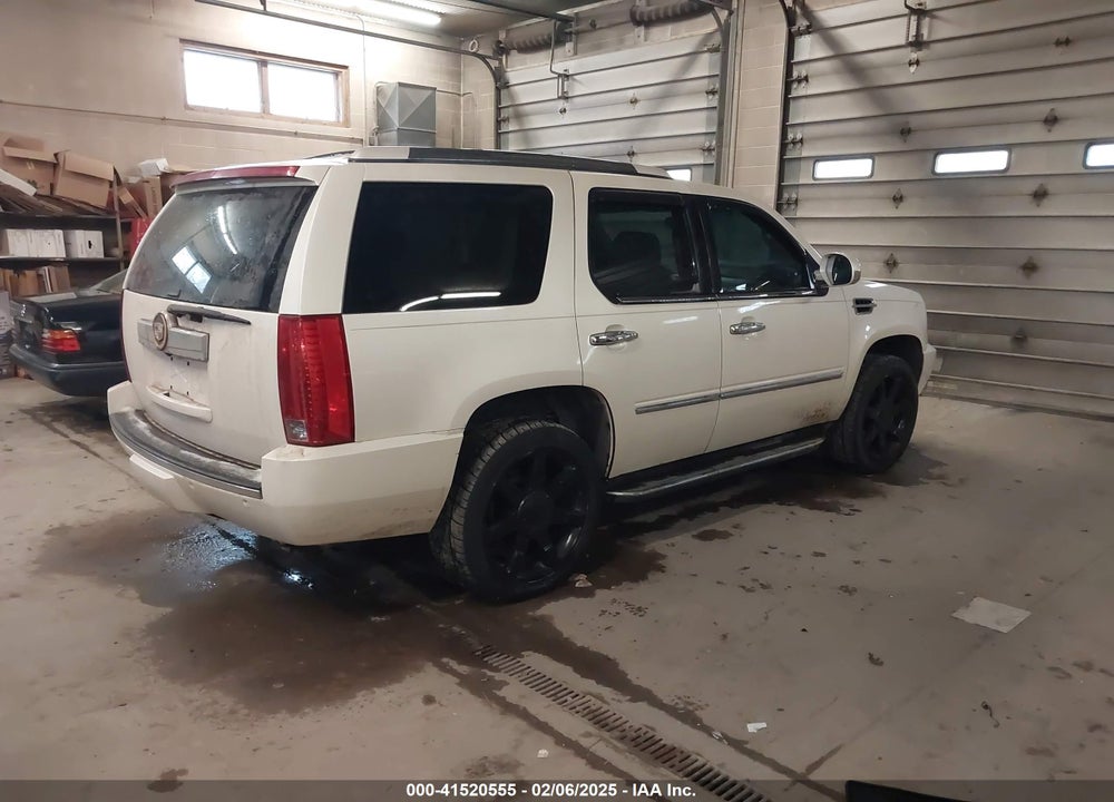 2007 CADILLAC ESCALADE STANDARD VIN: 1GYFK63867R424520