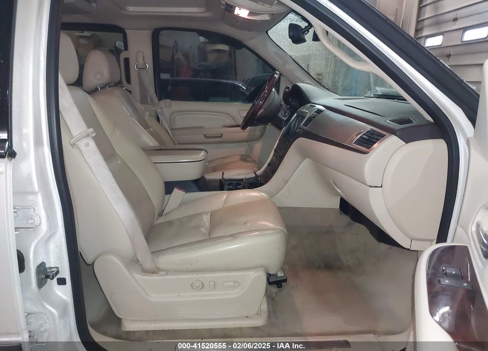 2007 CADILLAC ESCALADE STANDARD VIN: 1GYFK63867R424520