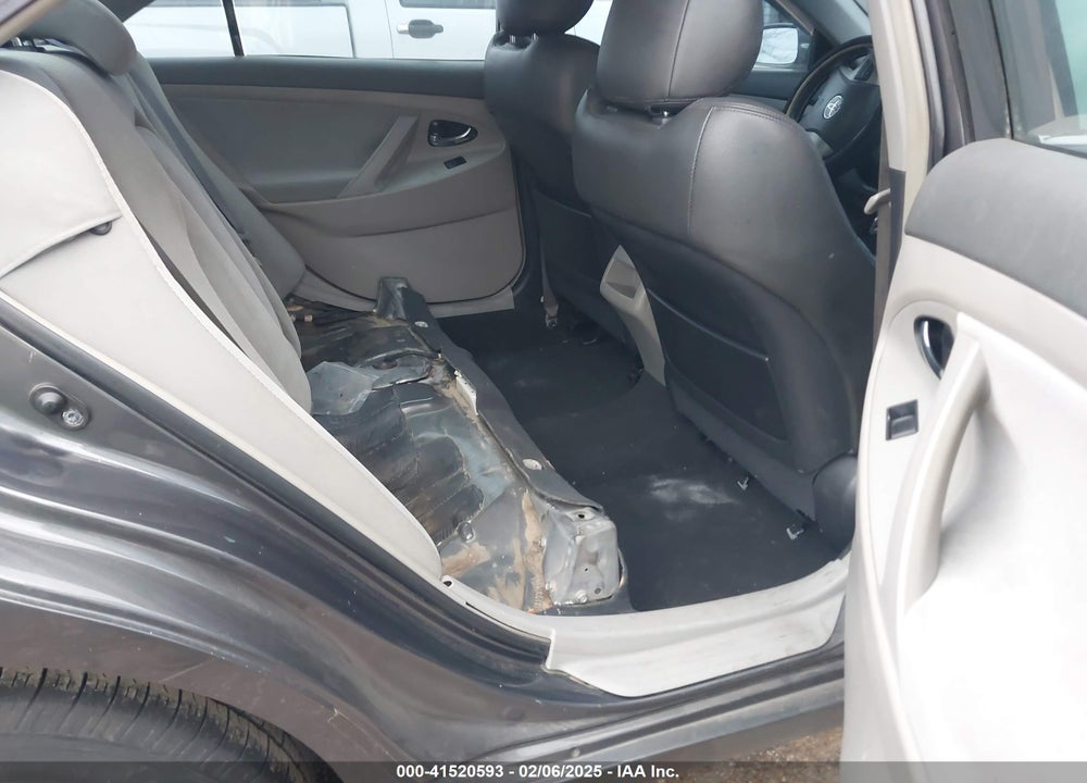2009 TOYOTA CAMRY LE VIN: 4T1BE46K39U304712