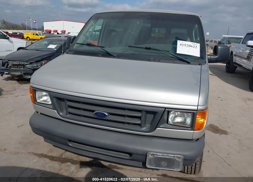 2003 FORD E-350 SUPER DUTY XL/XLT VIN: 1FBSS31L53HB42092