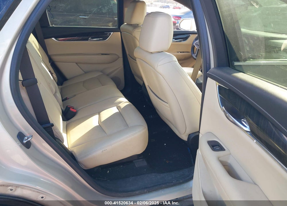 2017 CADILLAC XT5 STANDARD VIN: 1GYKNARS0HZ174625