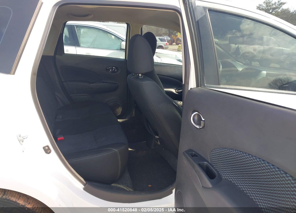 2015 NISSAN VERSA NOTE VIN: 3N1CE2CP7FL422218