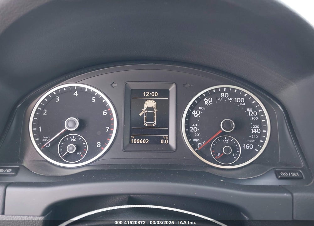 2015 VOLKSWAGEN TIGUAN VIN: WVGAV7AX6FW506573