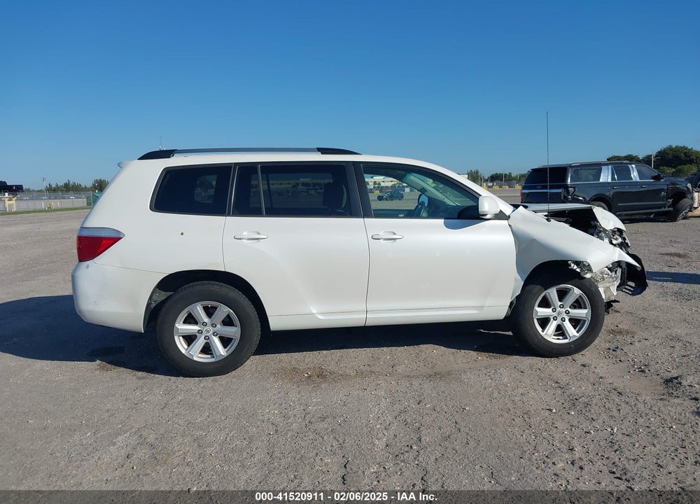 2010 TOYOTA HIGHLANDER BASE V6 VIN: 5TDZK3EH1AS004087