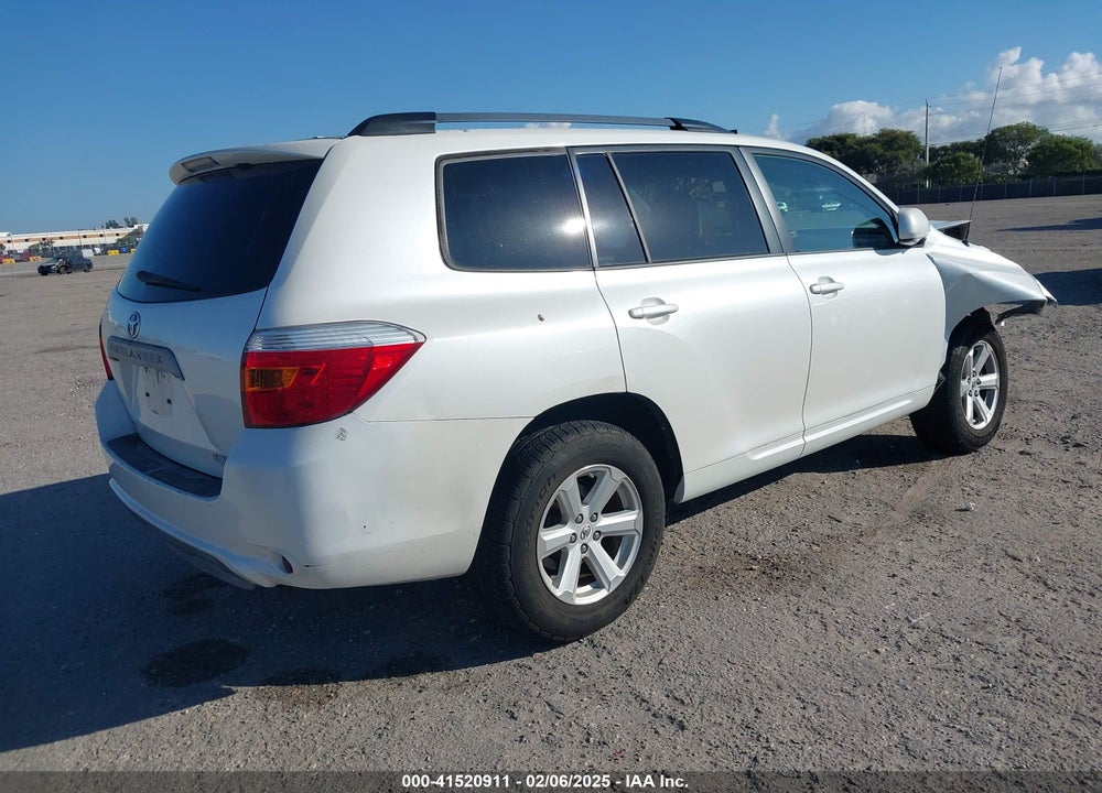 2010 TOYOTA HIGHLANDER BASE V6 VIN: 5TDZK3EH1AS004087