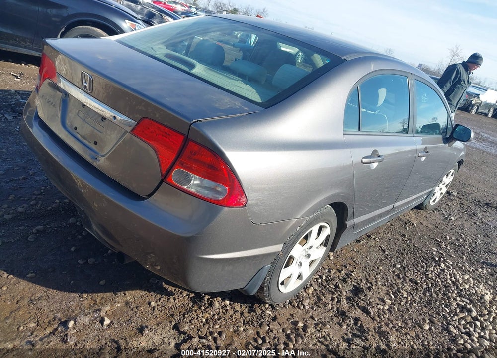 2009 HONDA CIVIC LX VIN: 1HGFA16579L025670