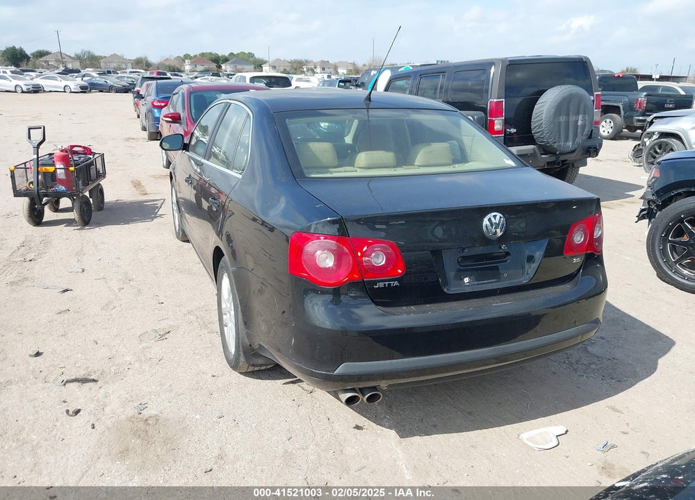 2007 VOLKSWAGEN JETTA VIN: 3VWEF71K07M065092