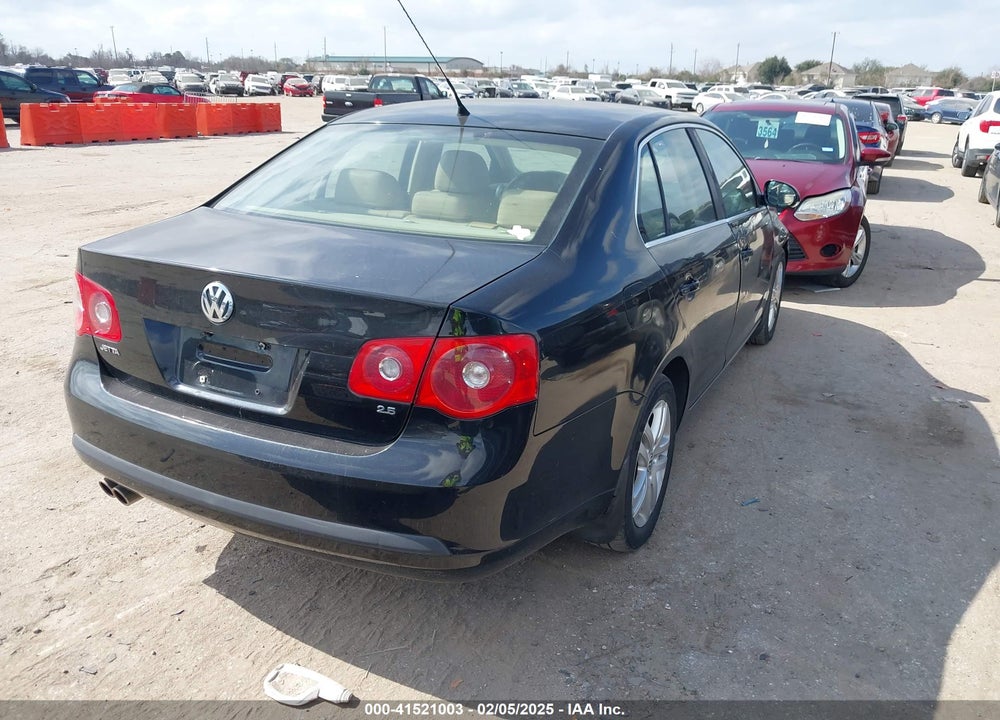 2007 VOLKSWAGEN JETTA VIN: 3VWEF71K07M065092
