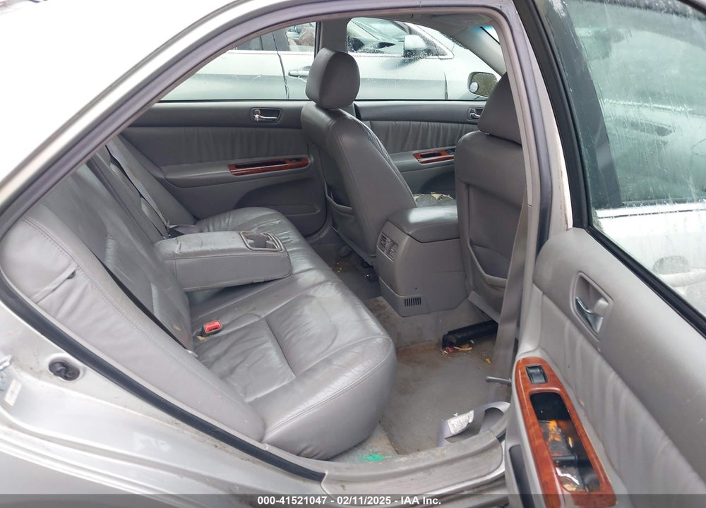 2003 TOYOTA CAMRY XLE VIN: 4T1BE32K83U750197