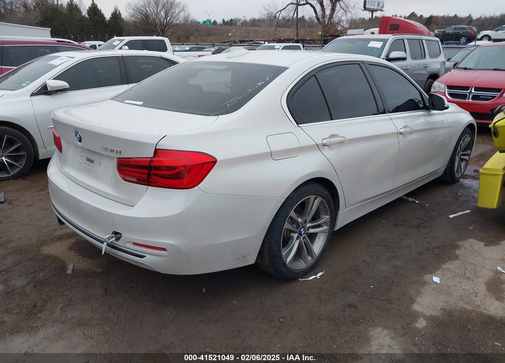 2018 BMW 3 SERIES VIN: WBA8B9G53JNU57549