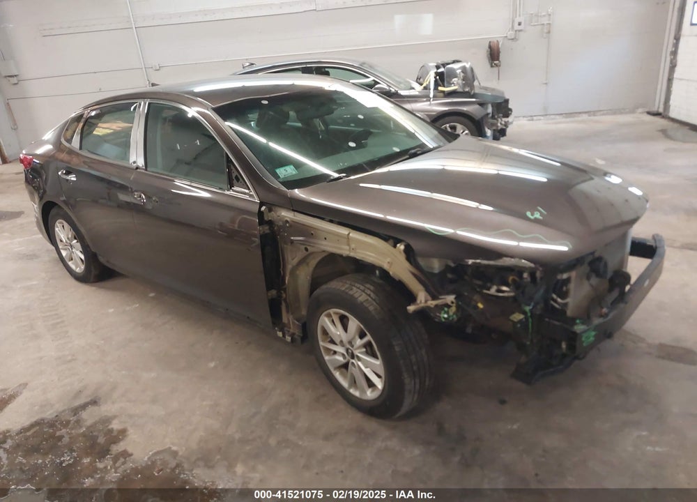 2018 KIA OPTIMA LX VIN: KNAGT4L37J5236830