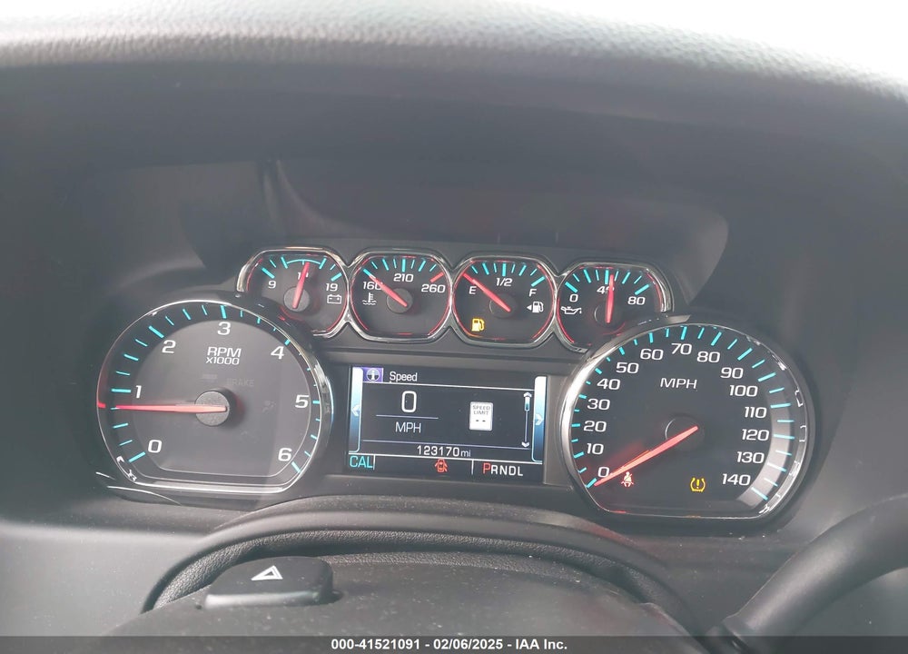 2018 GMC YUKON XL SLT VIN: 1GKS2GKC3JR182071