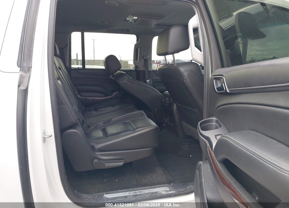 2018 GMC YUKON XL SLT VIN: 1GKS2GKC3JR182071