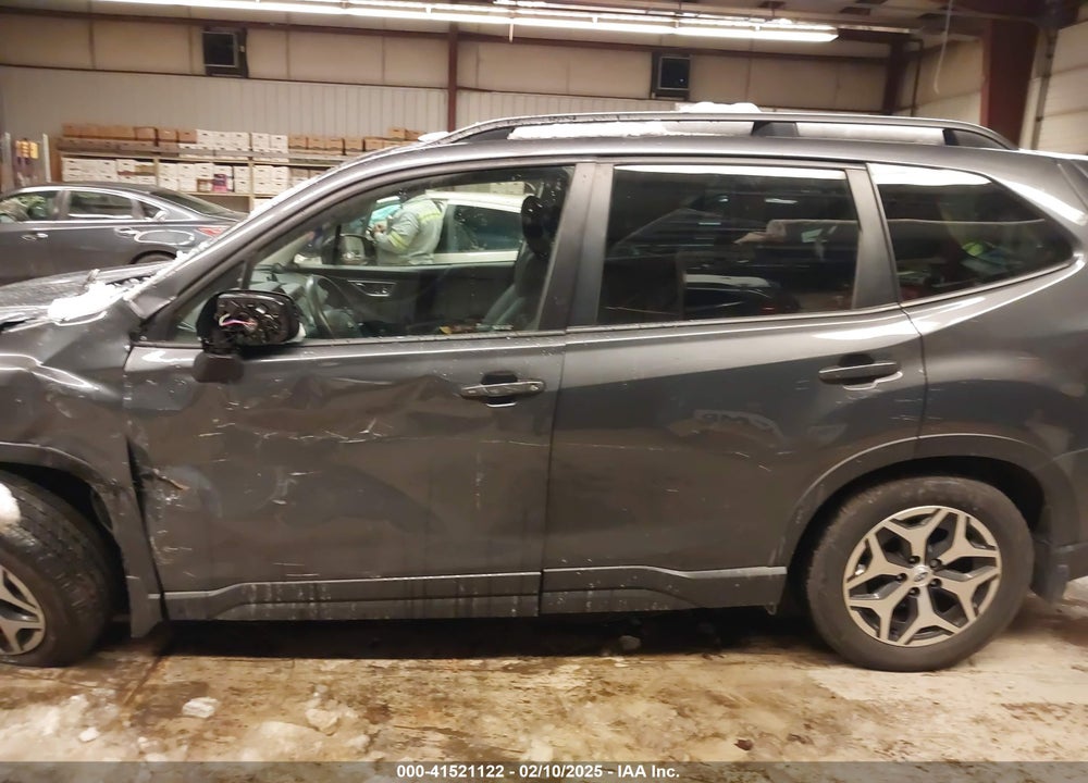 2021 SUBARU FORESTER PREMIUM VIN: JF2SKAFC5MH528863