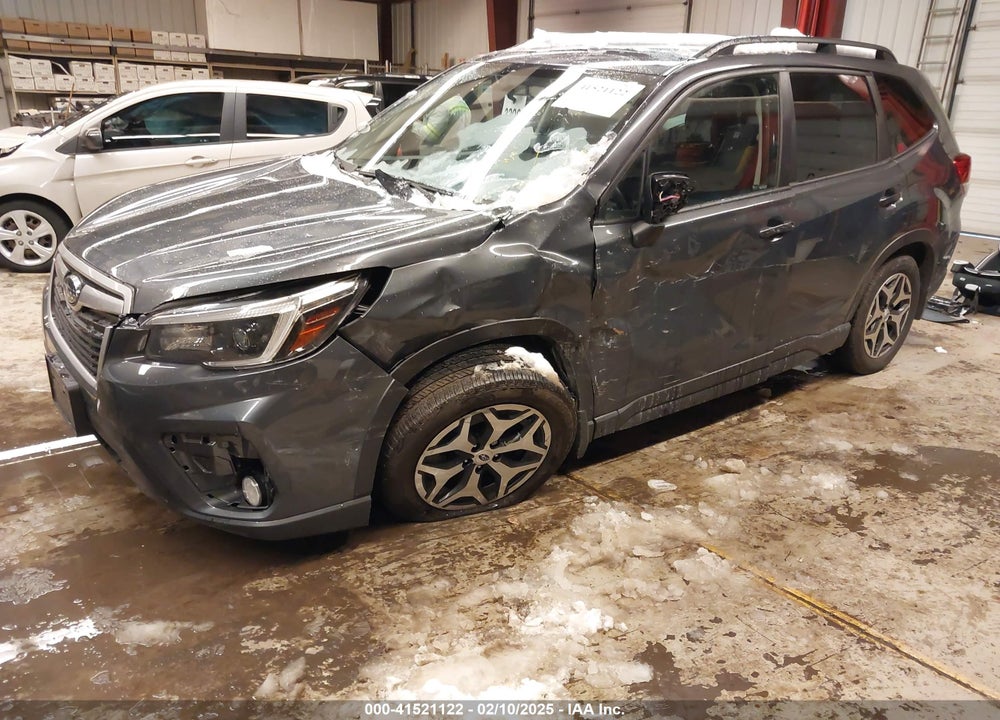2021 SUBARU FORESTER PREMIUM VIN: JF2SKAFC5MH528863
