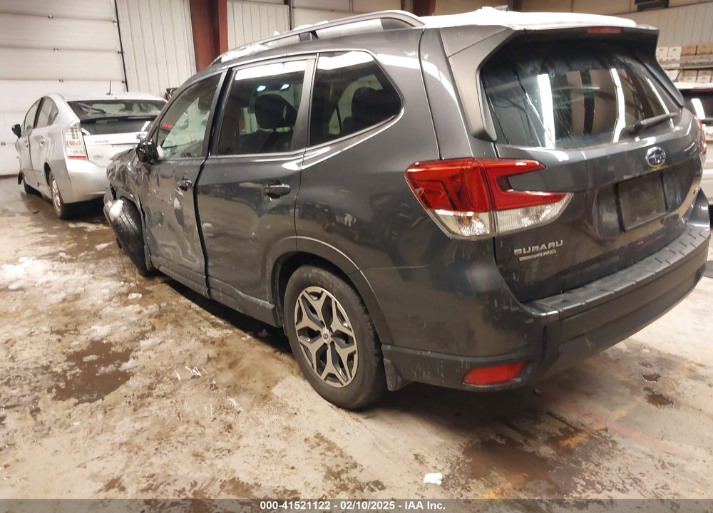2021 SUBARU FORESTER PREMIUM VIN: JF2SKAFC5MH528863