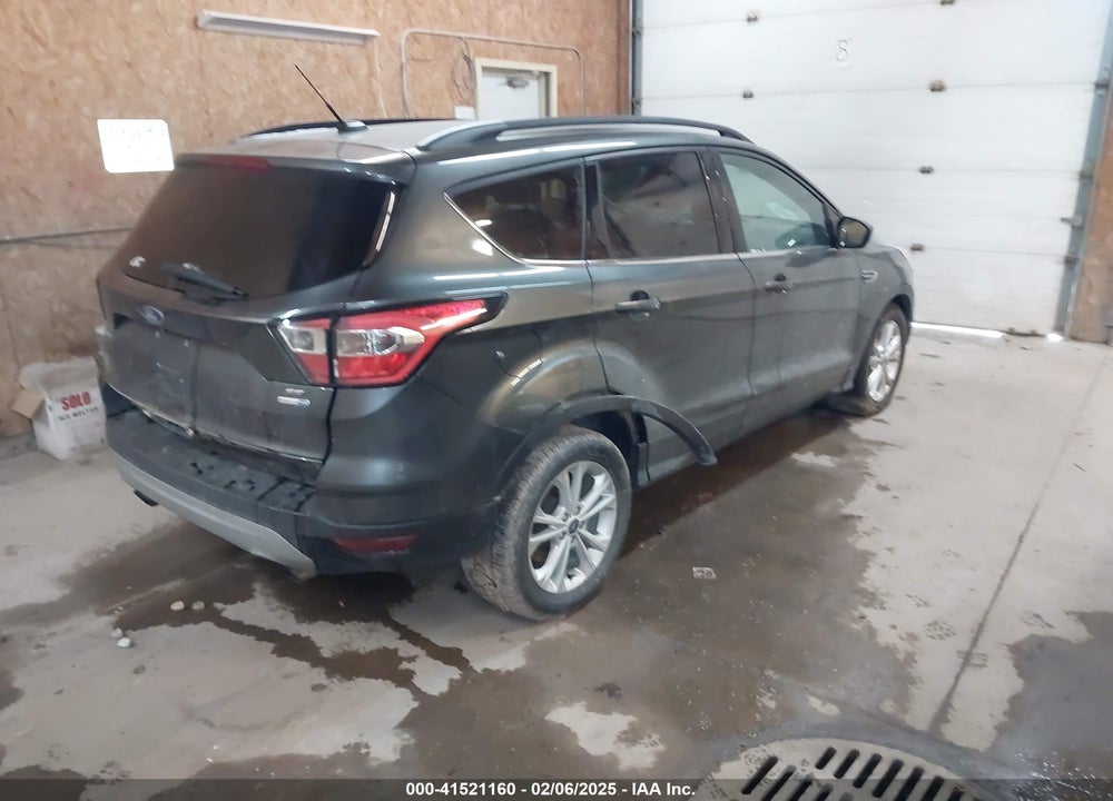 2017 FORD ESCAPE SE VIN: 1FMCU9GD2HUB88437