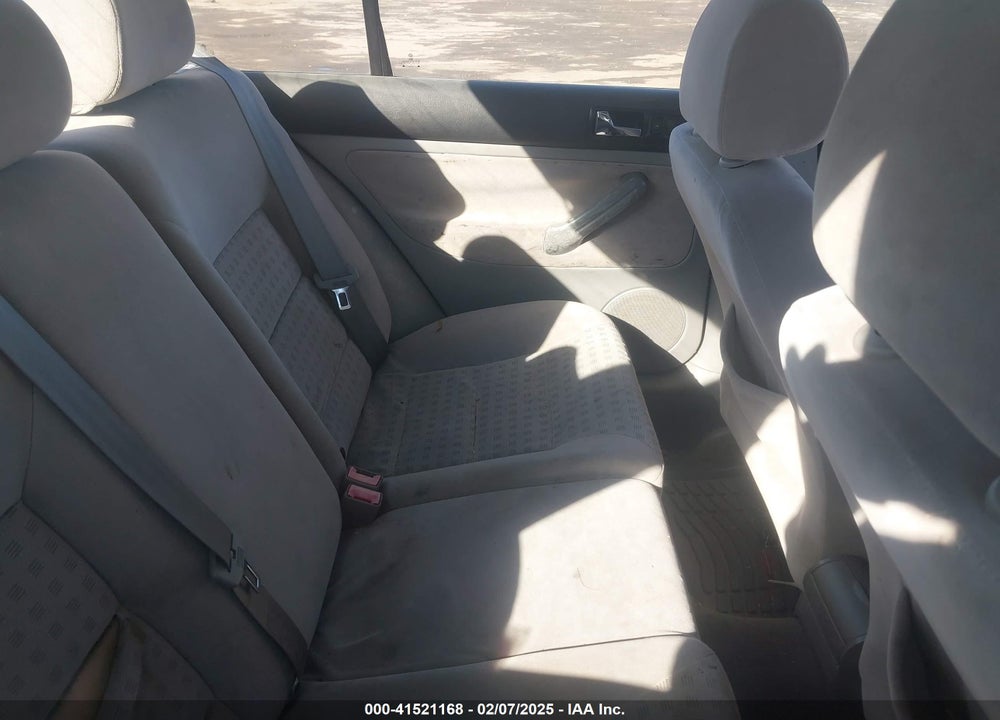 2002 VOLKSWAGEN JETTA GLS 1.8L VIN: 3VWSE69M22M192201