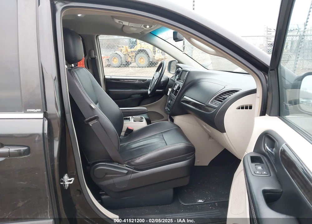 2014 CHRYSLER TOWN & COUNTRY TOURING VIN: 2C4RC1BG0ER348781