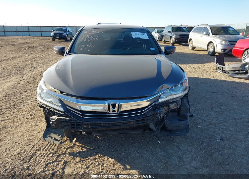2016 HONDA ACCORD VIN: 1HGCR2F58GA233521