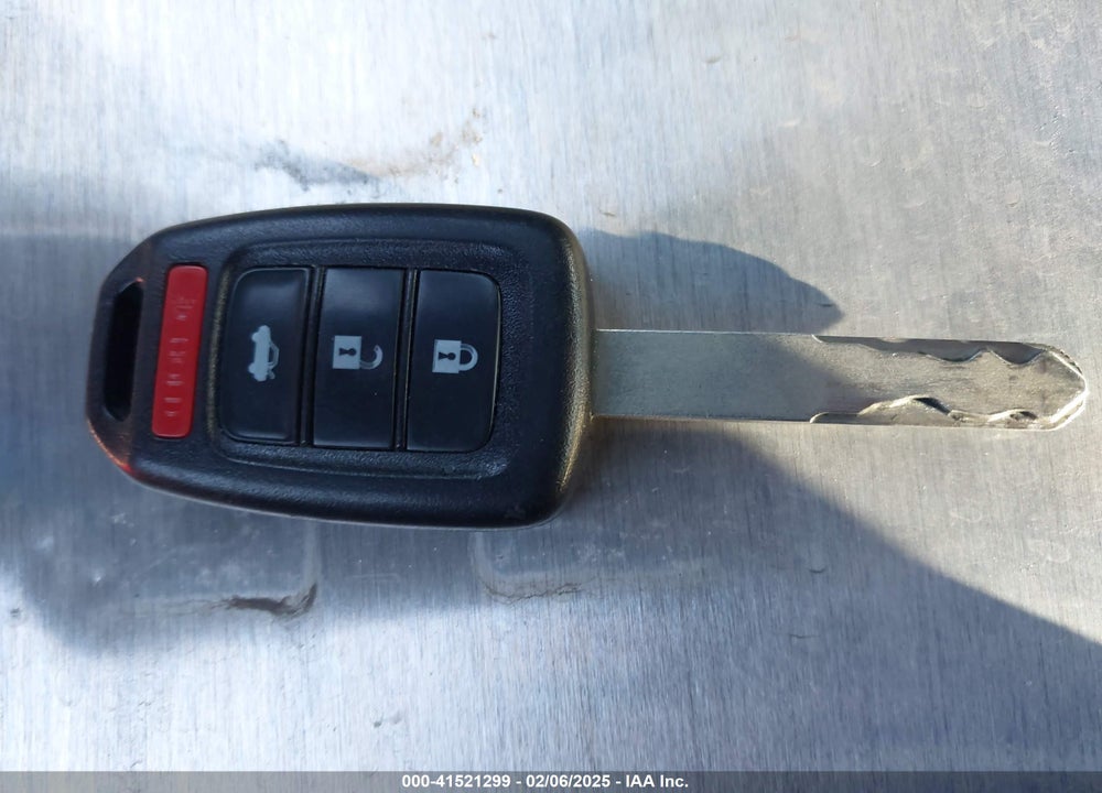 2016 HONDA ACCORD VIN: 1HGCR2F58GA233521