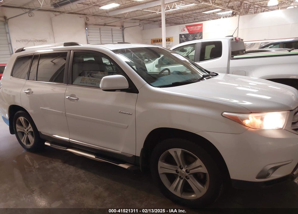 2011 TOYOTA HIGHLANDER VIN: 5TDYK3EHXBS031334