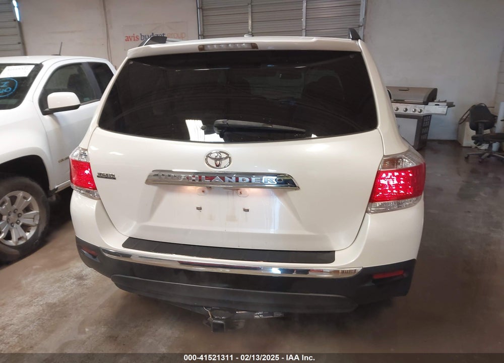 2011 TOYOTA HIGHLANDER VIN: 5TDYK3EHXBS031334
