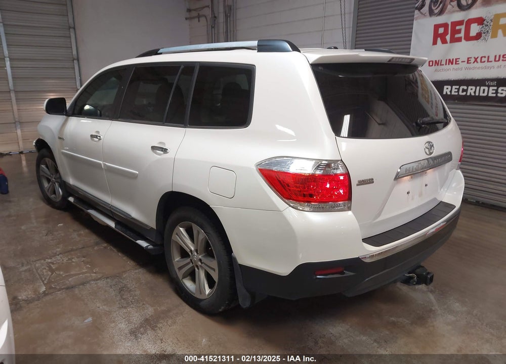 2011 TOYOTA HIGHLANDER VIN: 5TDYK3EHXBS031334