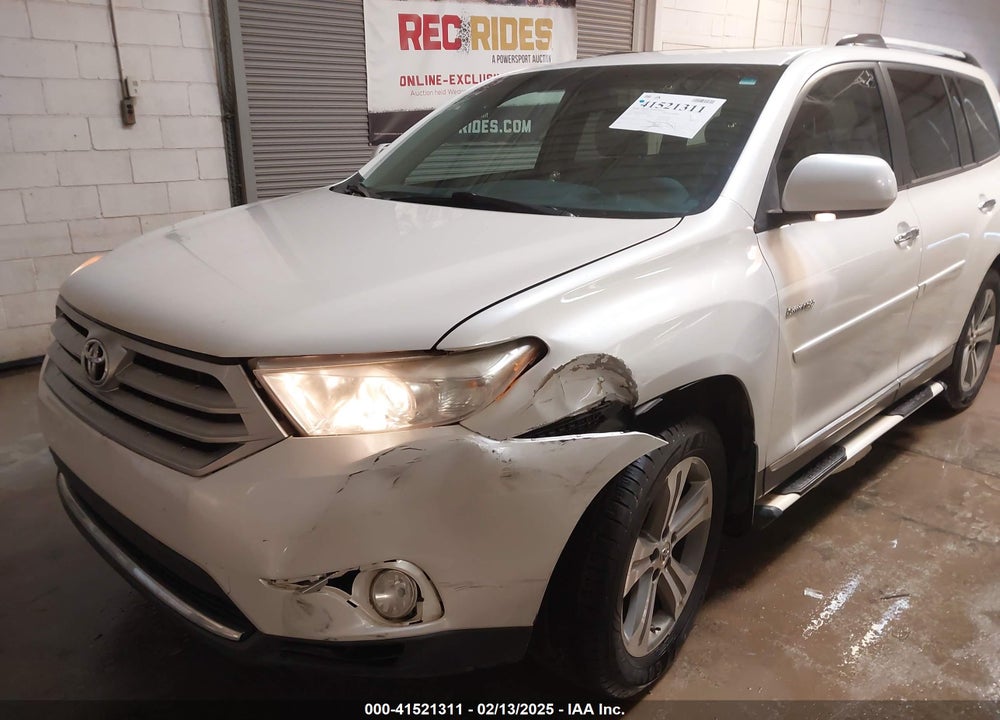 2011 TOYOTA HIGHLANDER VIN: 5TDYK3EHXBS031334