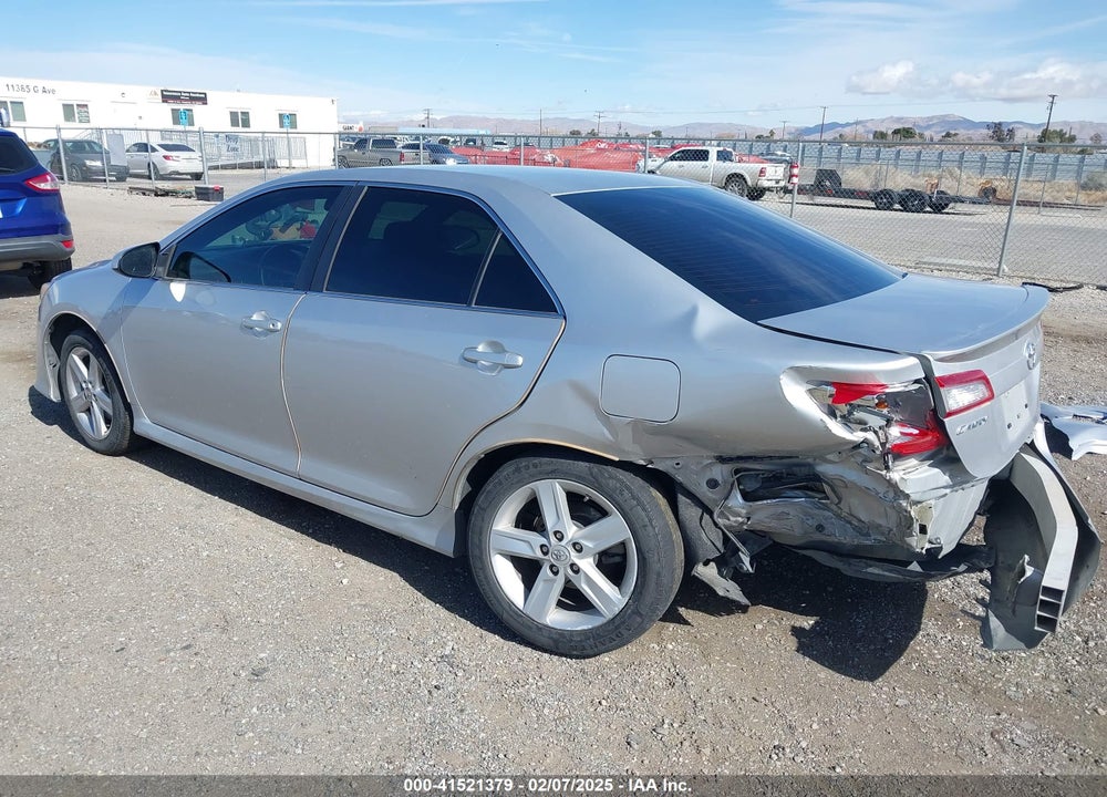 2014 TOYOTA CAMRY SE VIN: 4T1BF1FK3EU410390