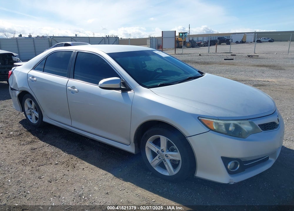 2014 TOYOTA CAMRY SE VIN: 4T1BF1FK3EU410390
