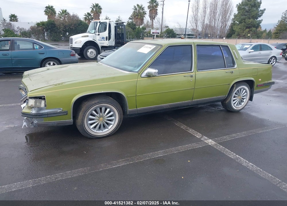 1985 CADILLAC FLEETWOOD VIN: 1G6CB6981F4225213