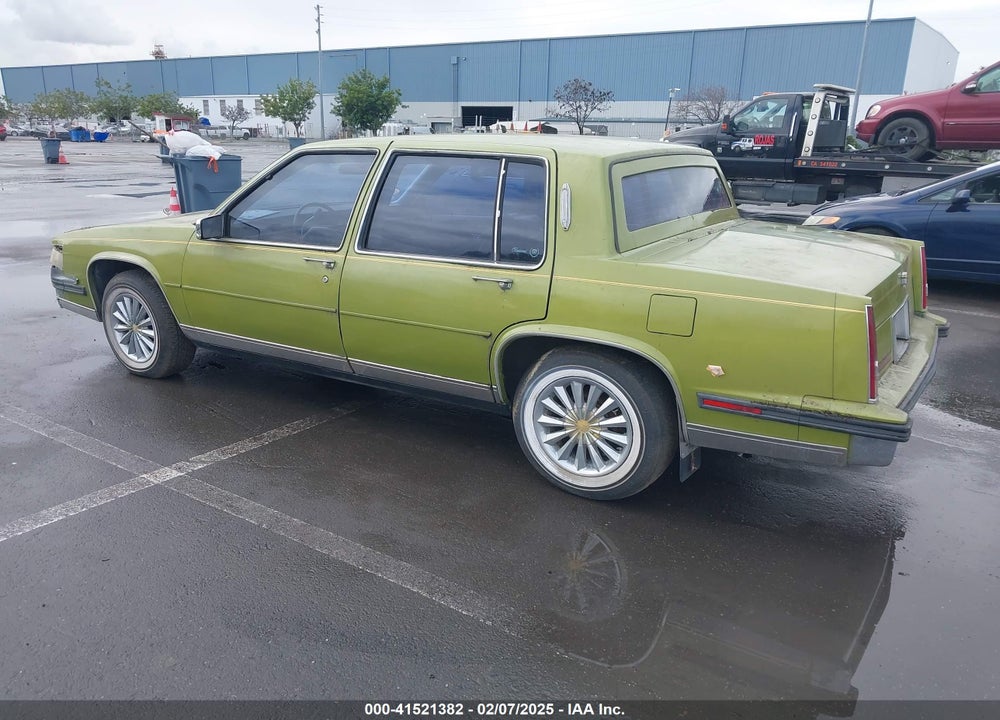 1985 CADILLAC FLEETWOOD VIN: 1G6CB6981F4225213