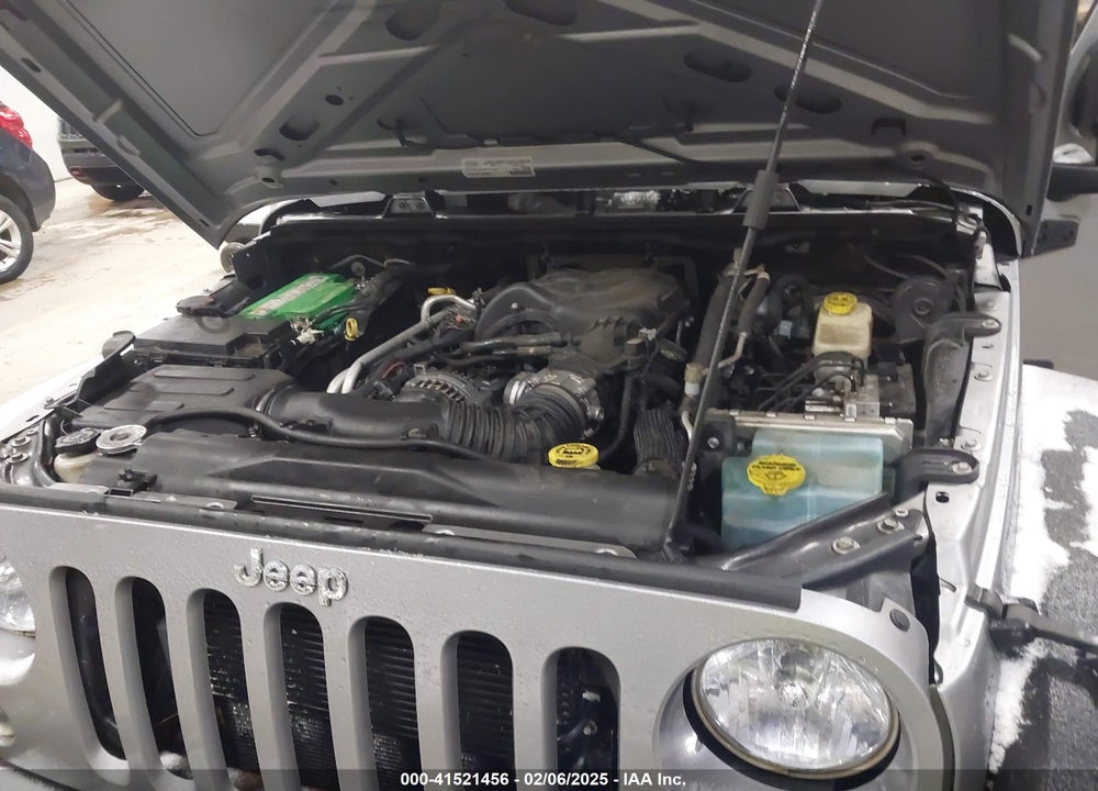 2015 JEEP WRANGLER UNLIMITED SPORT VIN: 1C4BJWDG5FL761050
