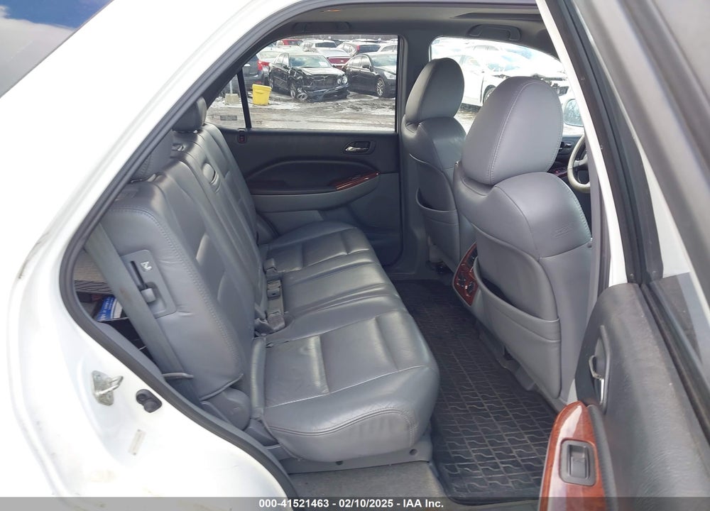 2003 ACURA MDX VIN: 2HNYD18213H508572