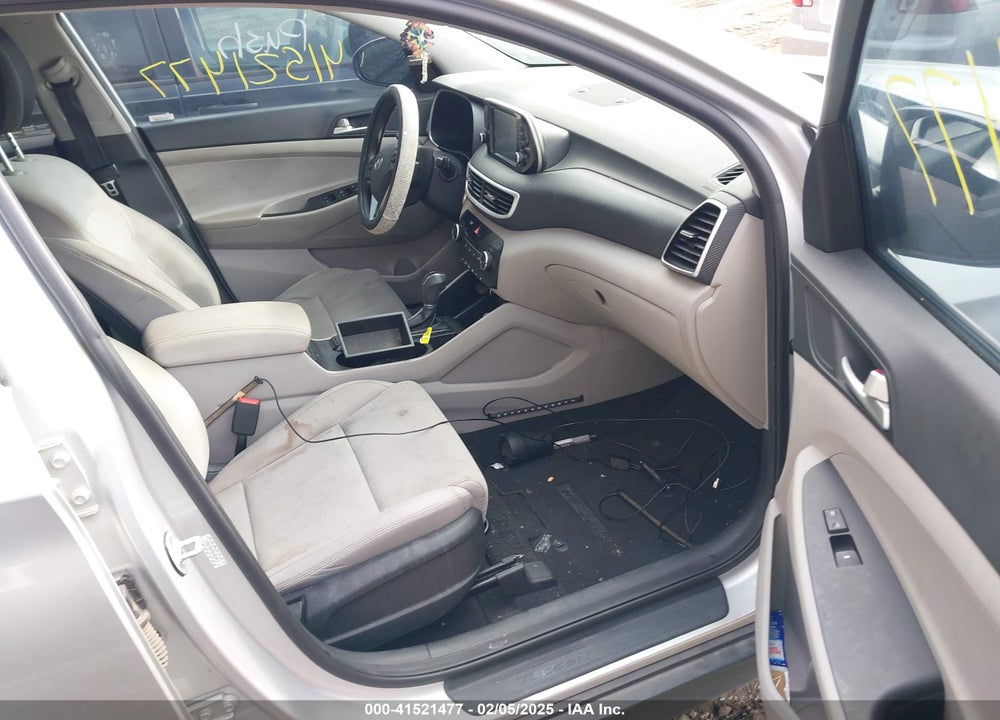 2019 HYUNDAI TUCSON VALUE VIN: KM8J33A43KU024072