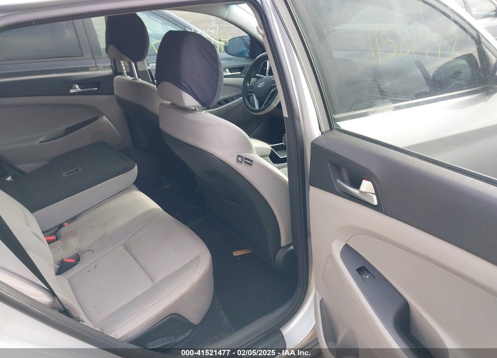2019 HYUNDAI TUCSON VALUE VIN: KM8J33A43KU024072