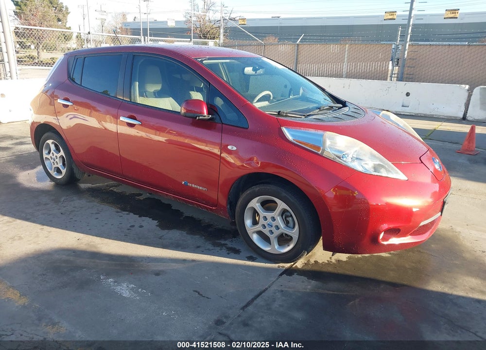 2011 NISSAN LEAF SL VIN: JN1AZ0CPXBT001003