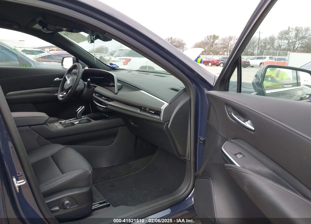 2025 CADILLAC XT4 FWD PREMIUM LUXURY VIN: 1GYFZCR43SF151884