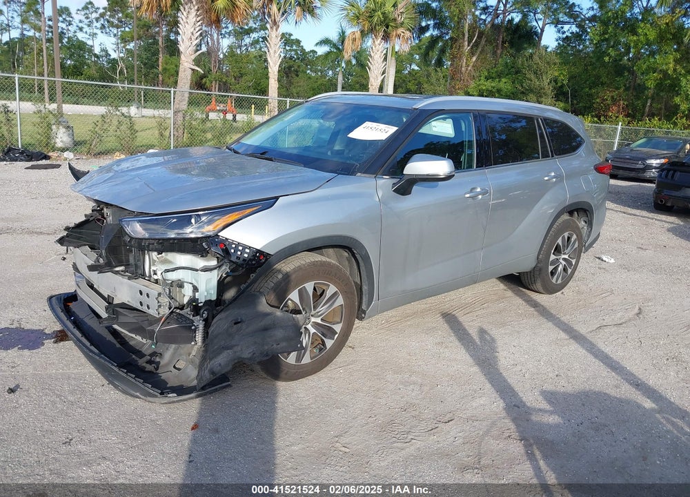 2022 TOYOTA HIGHLANDER VIN: 5TDGZRAH9NS133986